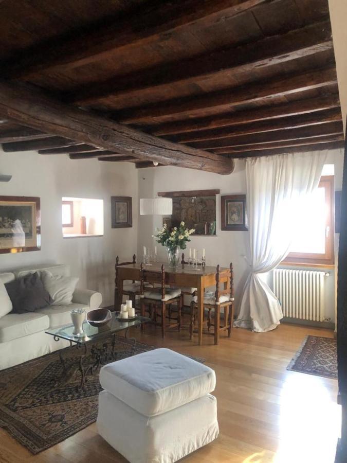 Luxury Apartment Sutri Center Kültér fotó